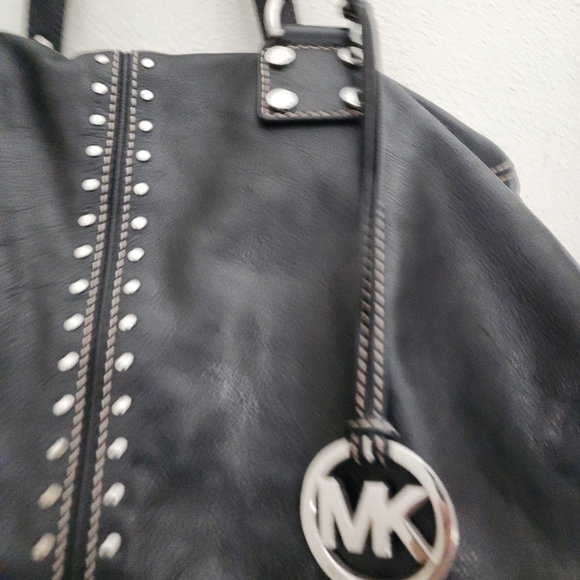 Michael Kors bag - Picture 2 of 13